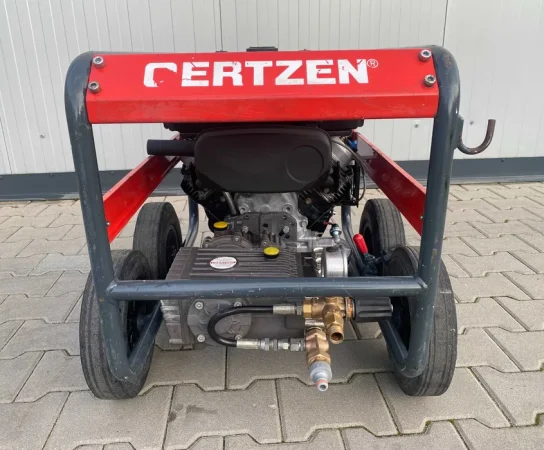 Myjka spalinowa OERTZEN 240 M 17L 240bar zawory